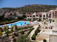 Pool & House pic4