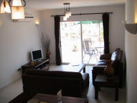 Living Room pic3
